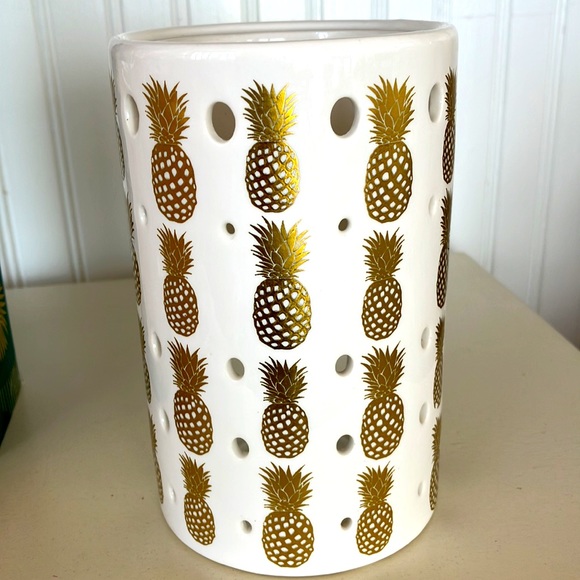 NWOT Yankee Candle Luminary Tea Light Ceramic Holder & 4 Tea Light Candles - Picture 9 of 12